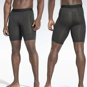 Reebok Men's Night Black compression Boxer Briefs - Size Small - NWT